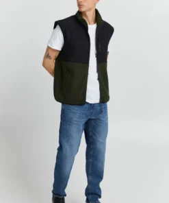 Blend Bodywarmers Bodywarmer Heren Groen -Aanbiedingen Koud Stijl Winkel 18e34c167a94c5a093b4df1395fab13a scaled
