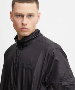 Blend Tussenjassen Tussenjas Heren Zwart -Aanbiedingen Koud Stijl Winkel 41bbc0c3211def14203f7fcff0e48fed scaled