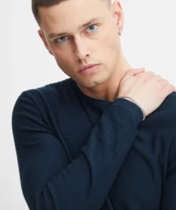 Blend Crewneck Truien Trui Heren Blauw -Aanbiedingen Koud Stijl Winkel 51b0efbdeb97024c6190c52f21d3b287 scaled