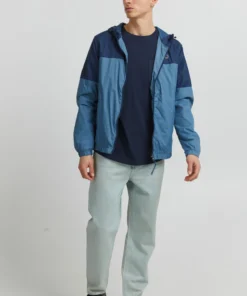 Blend Tussenjassen Tussenjas Vitus Heren Navy / Hemelsblauw -Aanbiedingen Koud Stijl Winkel 7572c31d9cc5d5713bd6060def655097 scaled