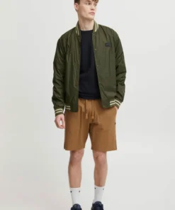 Blend Tussenjassen Tussenjas Heren Groen -Aanbiedingen Koud Stijl Winkel 906f3b1998f65df372aa150a55b215b1 scaled