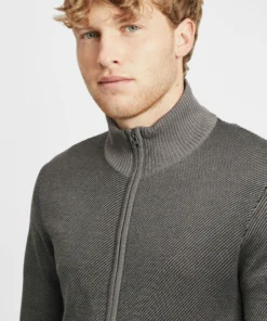 Blend Vesten Gebreid Vest Londer Heren Grijs -Aanbiedingen Koud Stijl Winkel c7d88def9d4c8cd5cb838b157c179f4d scaled