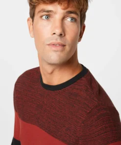 Blend Crewneck Truien Trui Heren Rood / Zwart 11 Blend Crewneck Truien Trui Heren Rood / Zwart -Aanbiedingen Koud Stijl Winkel df9e2430be79ff351c7ef3aa2c2554aa scaled