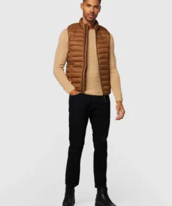 Blend Bodywarmers Bodywarmer Romsey Heren Bruin -Aanbiedingen Koud Stijl Winkel f3468c5ec26e80edab126c4bea75df94 scaled