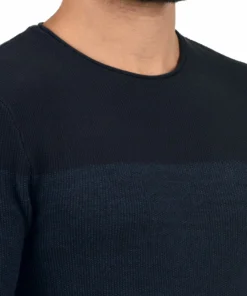 Blend Crewneck Truien Trui Benno Heren Donkerblauw 10 Blend Crewneck Truien Trui Benno Heren Donkerblauw -Aanbiedingen Koud Stijl Winkel fd8e9aaf1b2c7d19be83dcdac17d1a52 scaled